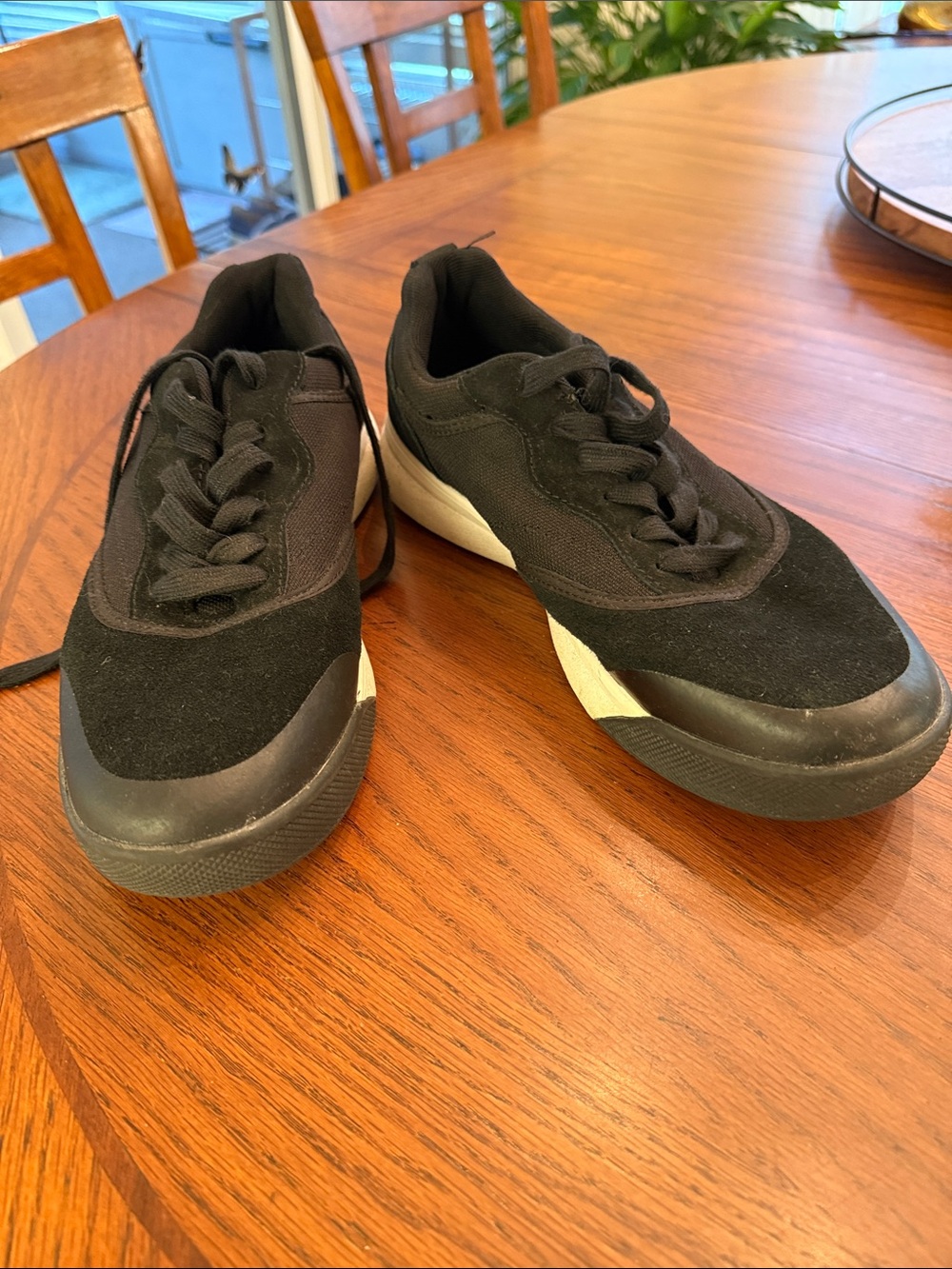 Men's Black Lace-Up Low-Top Sneakers with White Side Accent